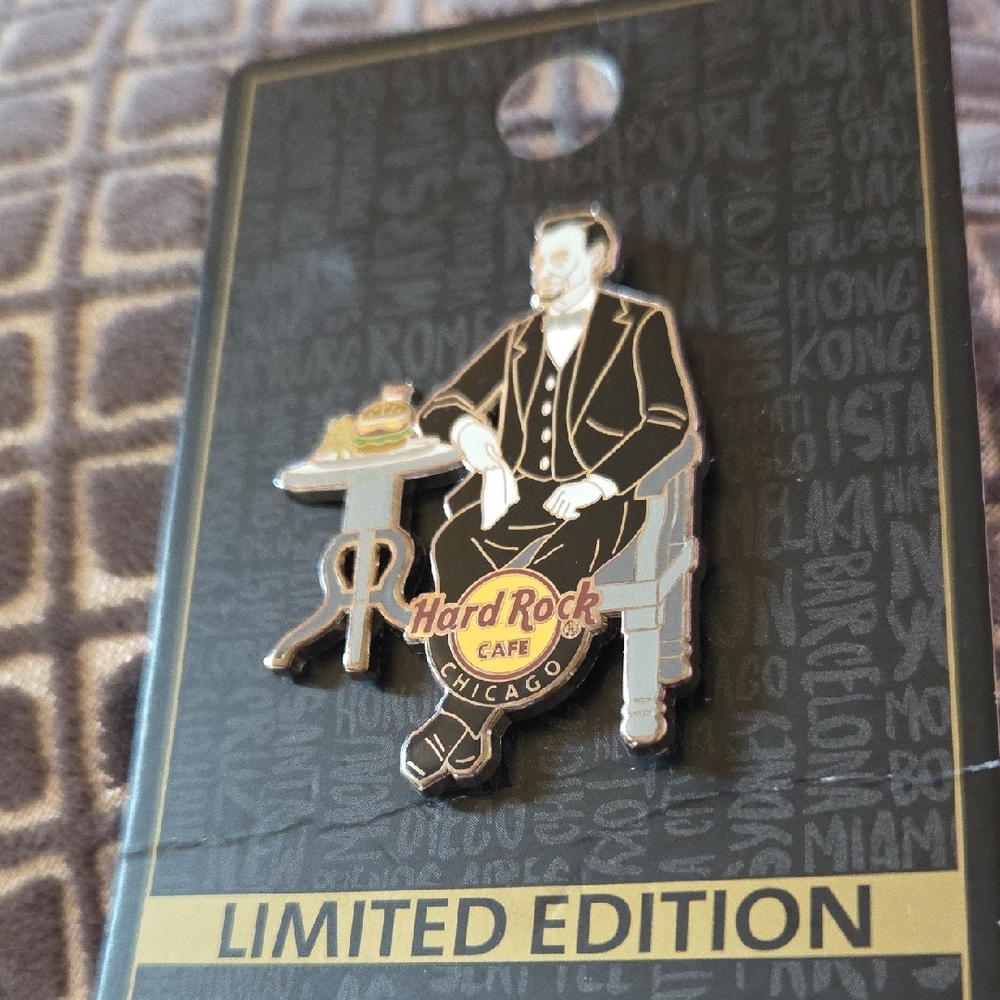 Hard Rock Cafe Chicago Pin - Black, Gold, and Brown